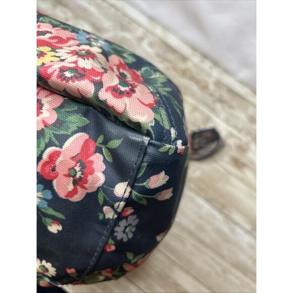 Cath Kidston Crossbody Bag NAVY BLUE Floral Matt Oil Cloth - Picture 9 of 16